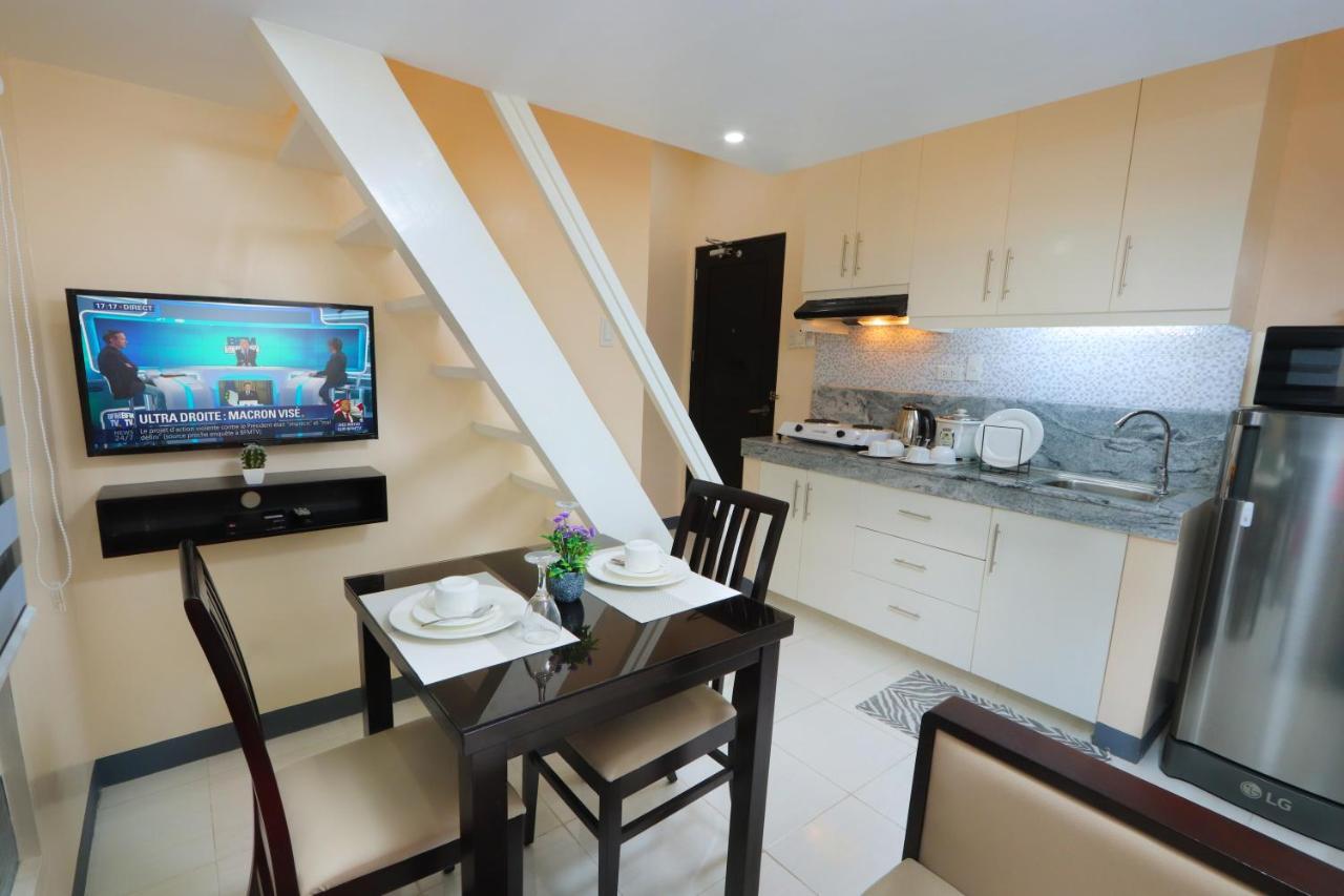 Rosetta Guest House Ormoc Exteriör bild
