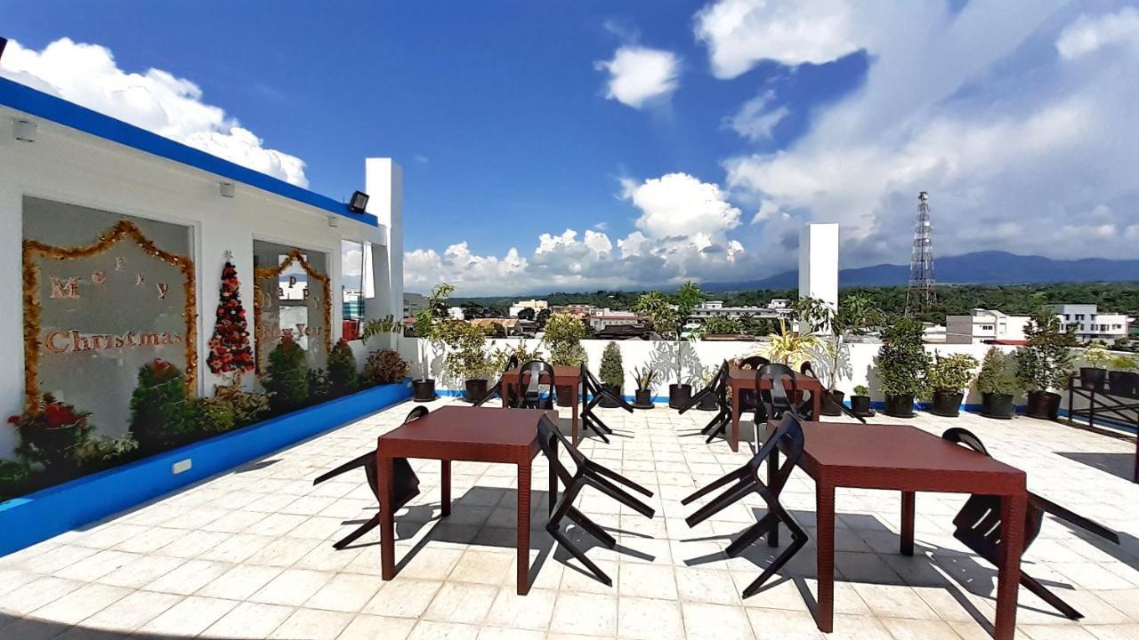 Rosetta Guest House Ormoc Exteriör bild